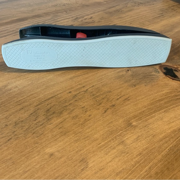 Swingline 777 60 Sheet High Capacity Heavy Use Stapler & Staples - Picture 9 of 15